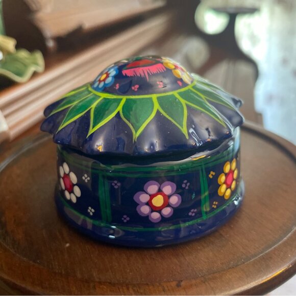 Mexican Folk Art Sun Face Terra Cotta Trinket Box - Small - Picture 3 of 11